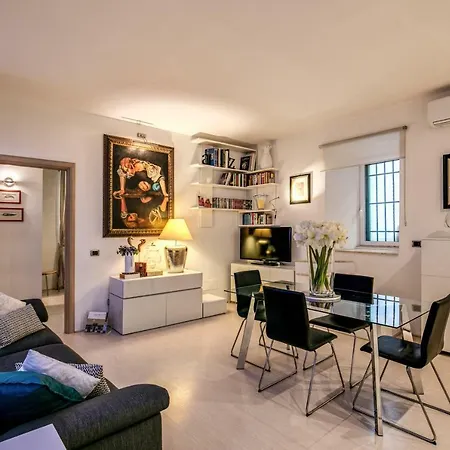 New Flat In San Giovanni *