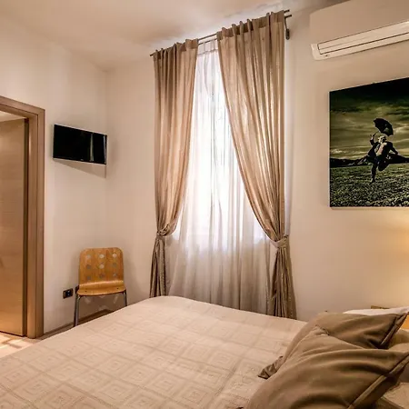 Apartment New Flat In San Giovanni *